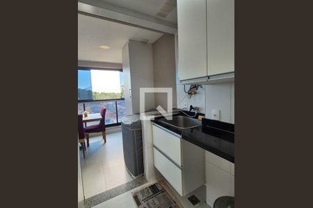 Apartamento à venda com 178m², 4 quartos e 2 vagasCozinha