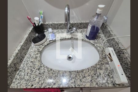 Apartamento à venda com 178m², 4 quartos e 2 vagasQuarto 1 Banheiro