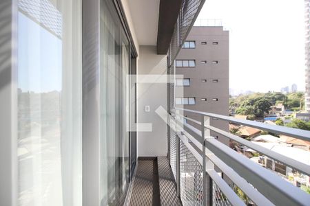 Studio para alugar com 29m², 1 quarto e sem vaga Studio para alugar com 29m², 1 quarto e sem vagaVaranda