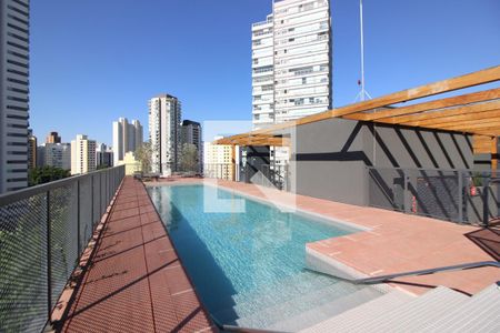 Studio para alugar com 29m², 1 quarto e sem vaga Studio para alugar com 29m², 1 quarto e sem vagaÁrea comum - Piscina