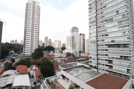 Vista da varanda de kitnet/studio para alugar com 1 quarto, 29m² em Pinheiros, São Paulo