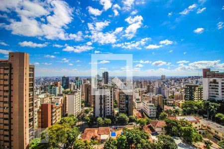 Apartamento para alugar com 4 quartos, 327m² em Mangabeiras, Belo Horizonte
