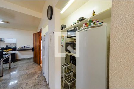 Casa à venda com 400m², 4 quartos e 4 vagasCozinha