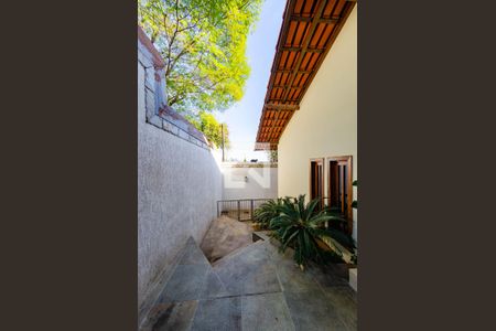 Casa à venda com 400m², 4 quartos e 4 vagasEntrada