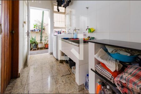 Casa à venda com 400m², 4 quartos e 4 vagasÁrea de serviço