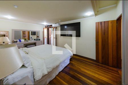 Casa à venda com 400m², 4 quartos e 4 vagasSuíte