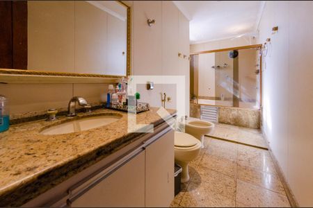 Casa à venda com 400m², 4 quartos e 4 vagasBanheiro suíte