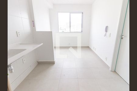 Sala/Cozinha de apartamento para alugar com 1 quarto, 25m² em Brás, São Paulo