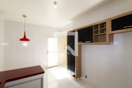 Casa para alugar com 88m², 2 quartos e sem vaga Casa para alugar com 88m², 2 quartos e sem vagaCozinha