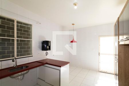 Casa para alugar com 88m², 2 quartos e sem vaga Casa para alugar com 88m², 2 quartos e sem vagaCozinha