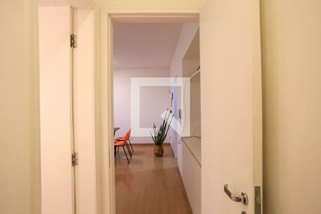 Corredor de apartamento à venda com 2 quartos, 70m² em Santo Antônio, Belo Horizonte