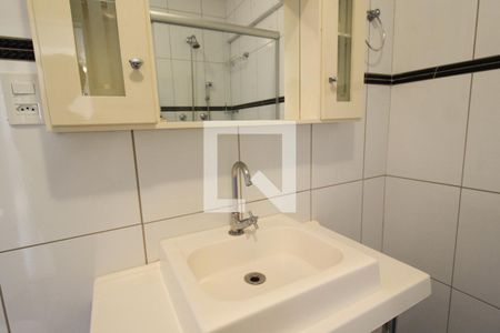 Apartamento à venda com 122m², 3 quartos e 1 vagaBanheiro da Suíte 