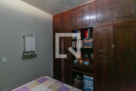 Casa à venda com 360m², 3 quartos e 2 vagasQuarto