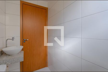 Apartamento à venda com 54m², 2 quartos e 1 vagaBanheiro Social