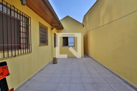 Casa à venda com 320m², 2 quartos e 2 vagasQuintal