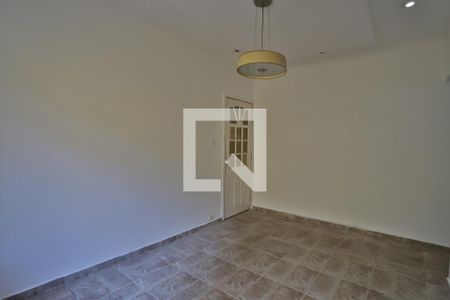 Casa à venda com 320m², 2 quartos e 2 vagasCopa