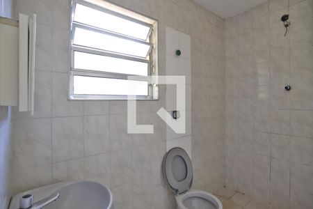 Casa à venda com 320m², 2 quartos e 2 vagasBanheiro 2