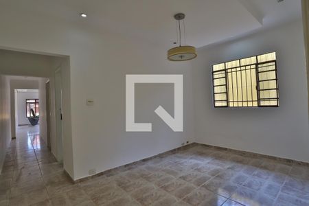 Casa à venda com 320m², 2 quartos e 2 vagasCopa