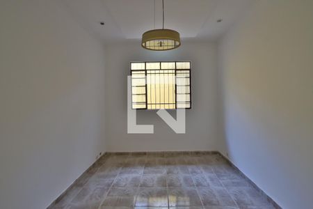 Casa à venda com 320m², 2 quartos e 2 vagasCopa