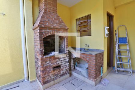 Casa à venda com 320m², 2 quartos e 2 vagasChurrasqueira