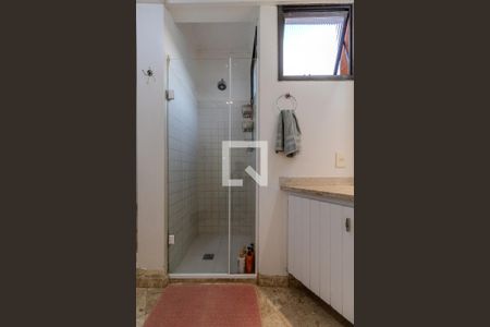 Apartamento à venda com 251m², 3 quartos e 3 vagas Apartamento à venda com 251m², 3 quartos e 3 vagasSuíte 1