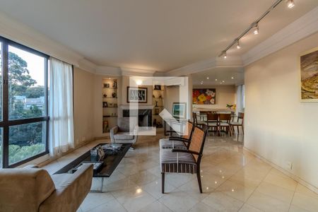 Apartamento à venda com 251m², 3 quartos e 3 vagas Apartamento à venda com 251m², 3 quartos e 3 vagasSala 2