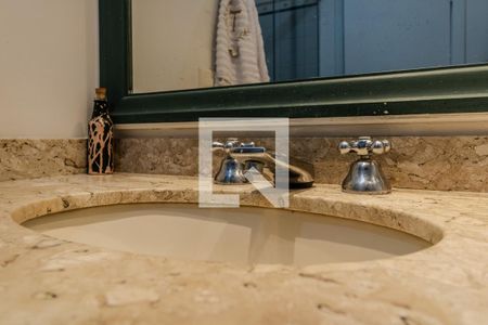 Apartamento à venda com 251m², 3 quartos e 3 vagas Apartamento à venda com 251m², 3 quartos e 3 vagasSuíte 2