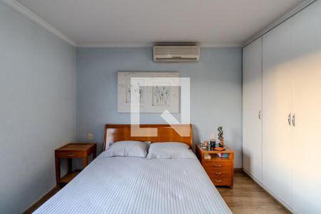 Apartamento à venda com 251m², 3 quartos e 3 vagas Apartamento à venda com 251m², 3 quartos e 3 vagasSuíte 1