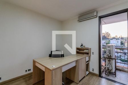 Apartamento à venda com 251m², 3 quartos e 3 vagas Apartamento à venda com 251m², 3 quartos e 3 vagasEscritório