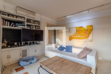 Apartamento à venda com 251m², 3 quartos e 3 vagas Apartamento à venda com 251m², 3 quartos e 3 vagasSala