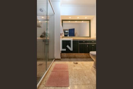 Apartamento à venda com 251m², 3 quartos e 3 vagas Apartamento à venda com 251m², 3 quartos e 3 vagasSuíte 2