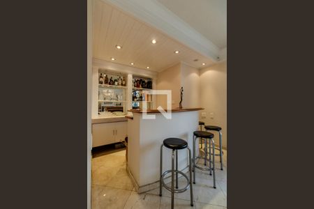 Apartamento à venda com 251m², 3 quartos e 3 vagas Apartamento à venda com 251m², 3 quartos e 3 vagasSala 2