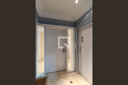Apartamento à venda com 251m², 3 quartos e 3 vagas Apartamento à venda com 251m², 3 quartos e 3 vagasentrada