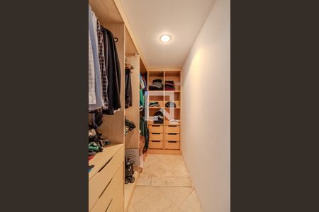 Apartamento à venda com 251m², 3 quartos e 3 vagas Apartamento à venda com 251m², 3 quartos e 3 vagasSuíte 3