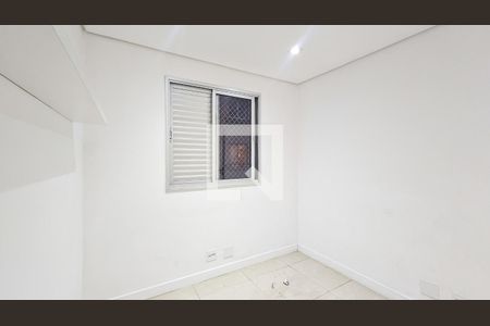 Quarto 1 de apartamento para alugar com 2 quartos, 45m² em Jardim Sabará, São Paulo