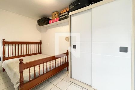 Casa à venda com 215m², 4 quartos e 3 vagasSuíte 1
