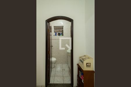 Casa à venda com 215m², 4 quartos e 3 vagasLavabo 