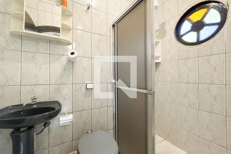 Casa à venda com 215m², 4 quartos e 3 vagasBanheiro - Suíte 1