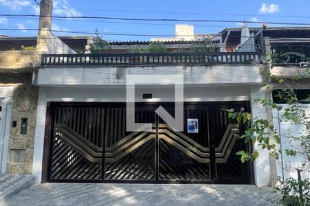 Casa à venda com 215m², 4 quartos e 3 vagasFachada 