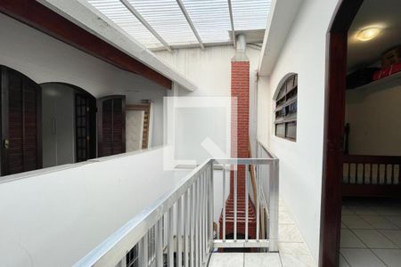 Casa à venda com 215m², 4 quartos e 3 vagasSacada - Suíte 1