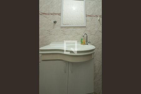 Casa à venda com 215m², 4 quartos e 3 vagasLavabo 