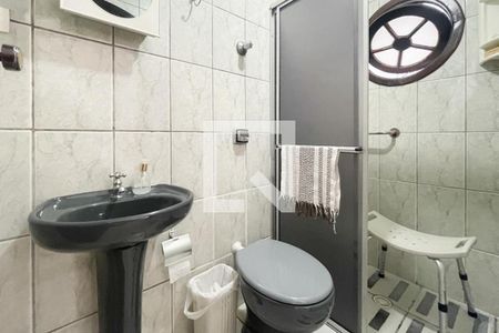 Casa à venda com 215m², 4 quartos e 3 vagasBanheiro - Suíte 1