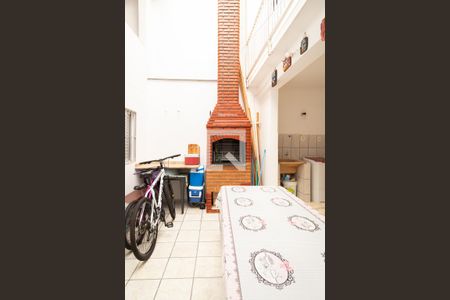 Casa à venda com 215m², 4 quartos e 3 vagasÁrea - Churrasqueira