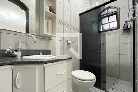 Casa à venda com 215m², 4 quartos e 3 vagasBanheiro - Suíte 2
