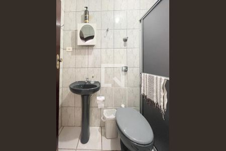 Casa à venda com 215m², 4 quartos e 3 vagasBanheiro - Suíte 1