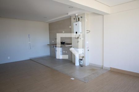 Cozinha e Área de Serviço de apartamento à venda com 2 quartos, 62m² em Vila Anastácio, São Paulo