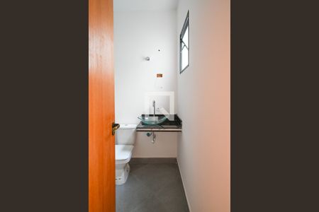 Casa à venda com 144m², 3 quartos e 2 vagasBanheiro