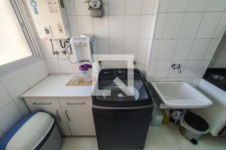 Apartamento à venda com 94m², 3 quartos e 1 vagaÁrea de Serviço