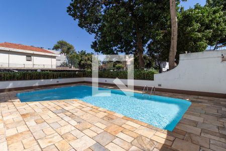 Apartamento à venda com 68m², 2 quartos e 1 vaga Apartamento à venda com 68m², 2 quartos e 1 vagaPiscina