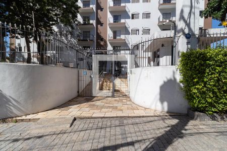 Apartamento à venda com 68m², 2 quartos e 1 vaga Apartamento à venda com 68m², 2 quartos e 1 vagaFachada